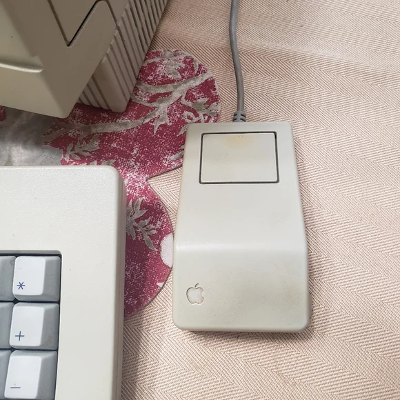 Mac vintage computer